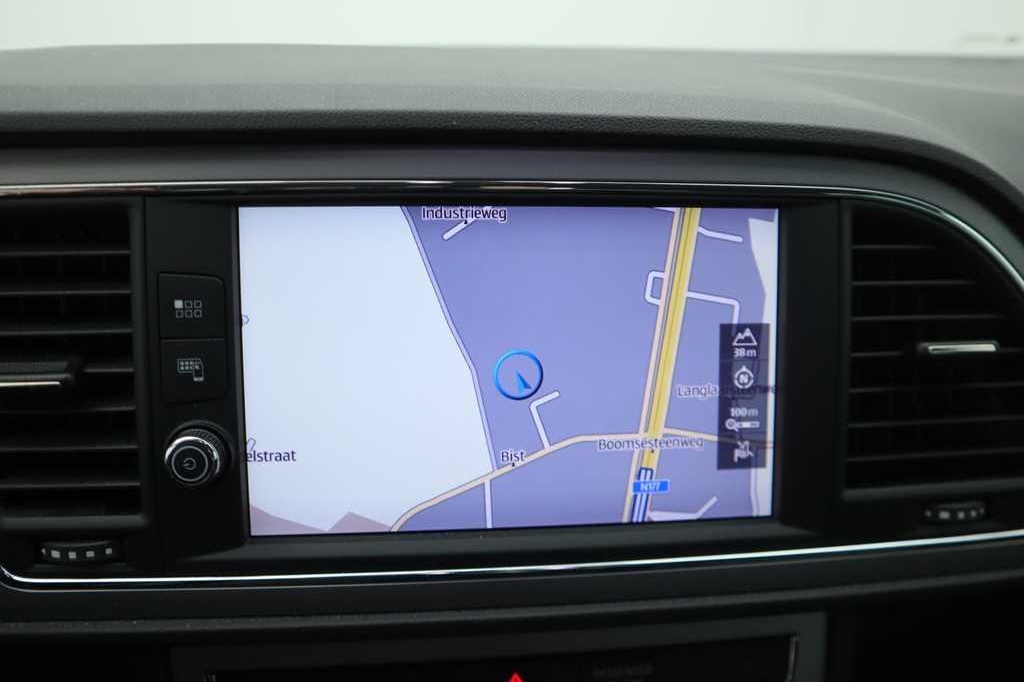 SEAT Leon 2017 photo 4