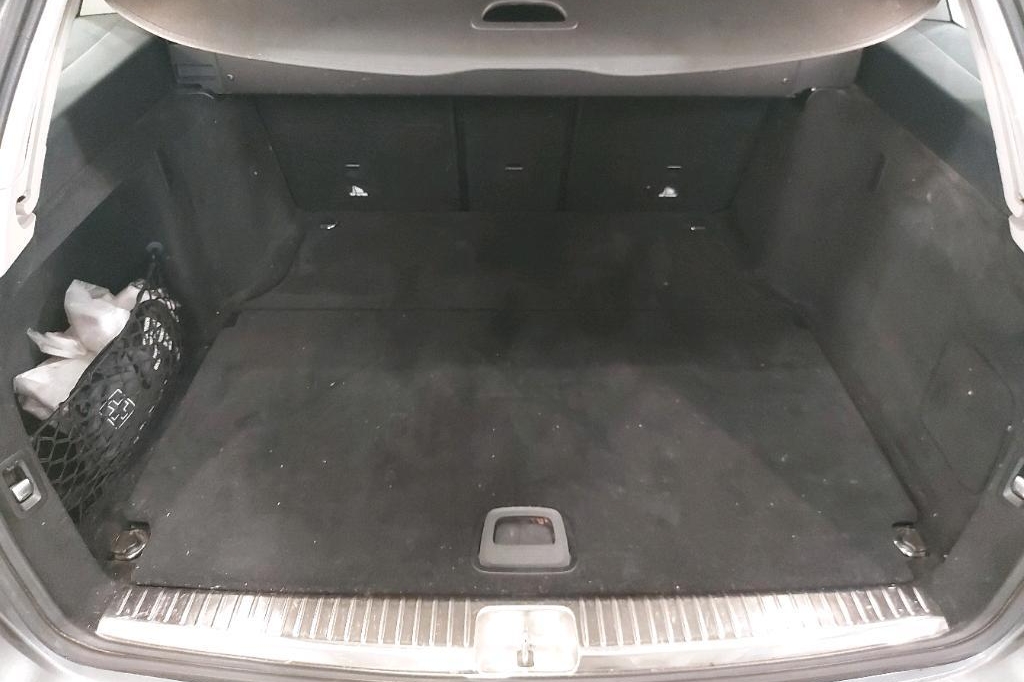 Mercedes-Benz C-Klasse 2016 photo 25