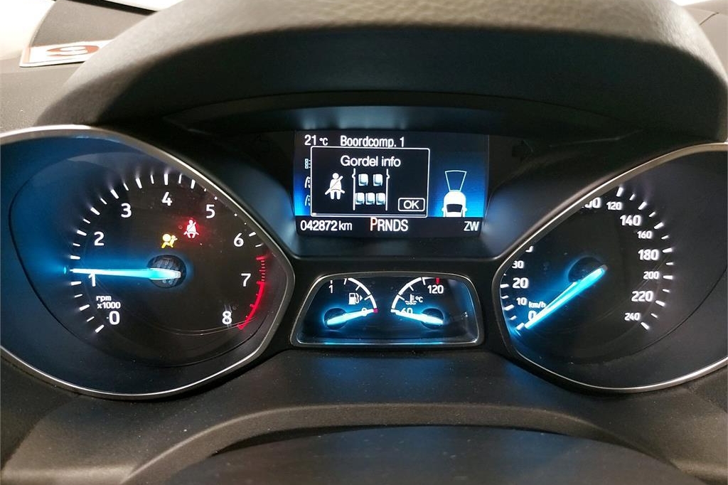 Ford Kuga 2018 фото 3