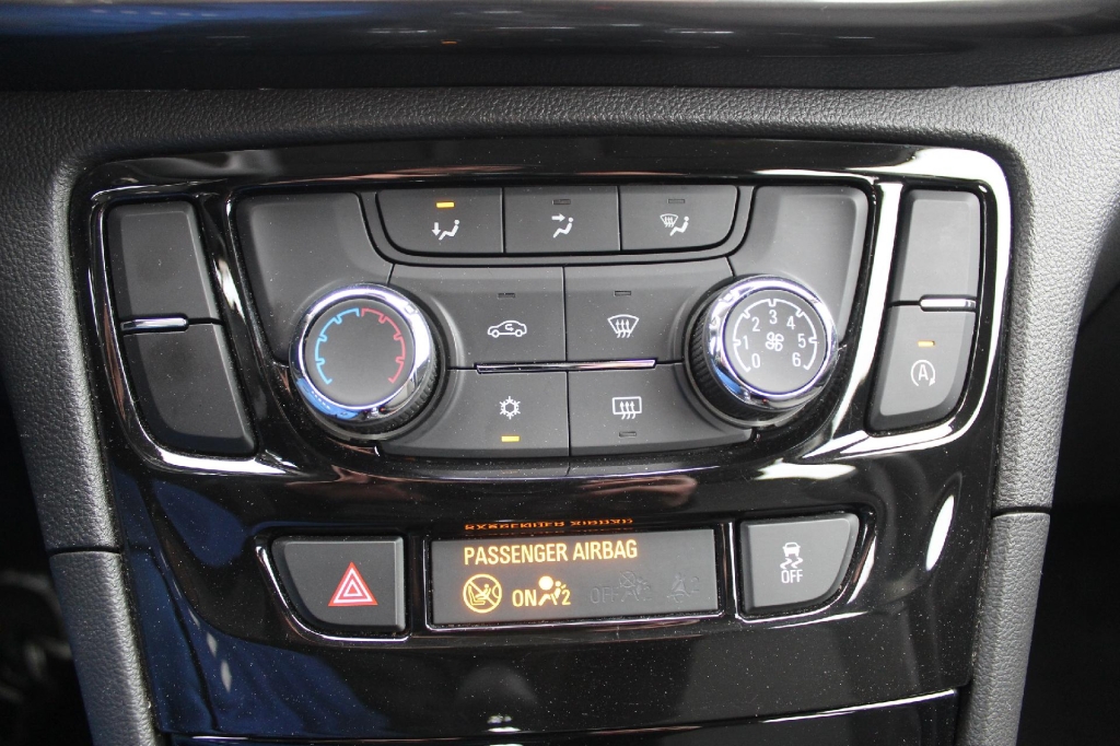 Opel Mokka X 2018 photo 4