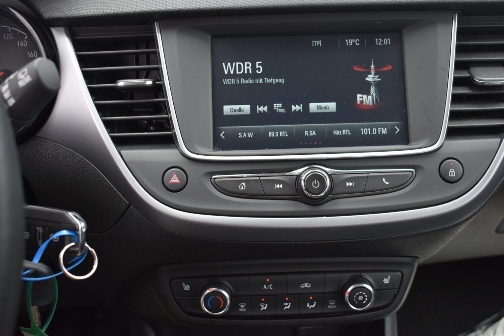 Opel Crossland X 2019 photo 4