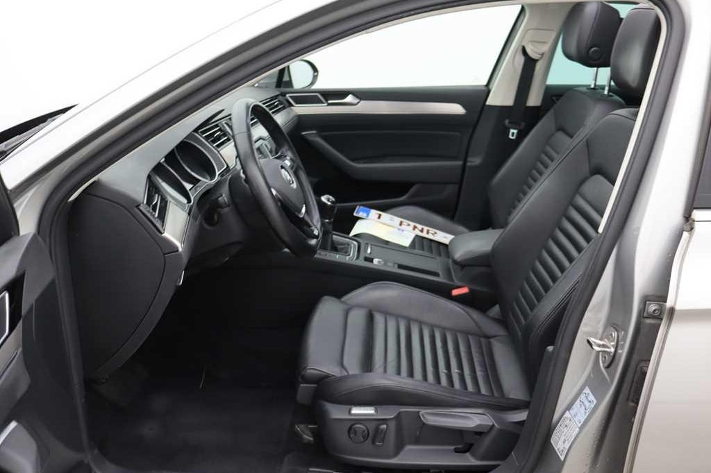 Volkswagen Passat Variant 2016 фото 5