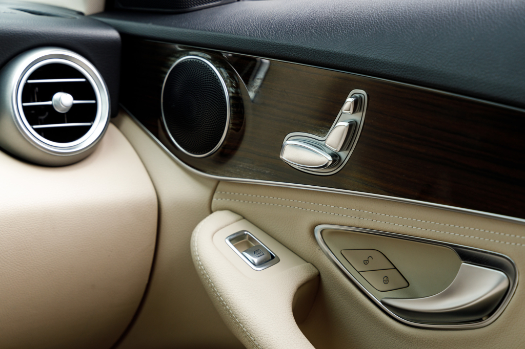 Mercedes-Benz C 300 2014 photo 20