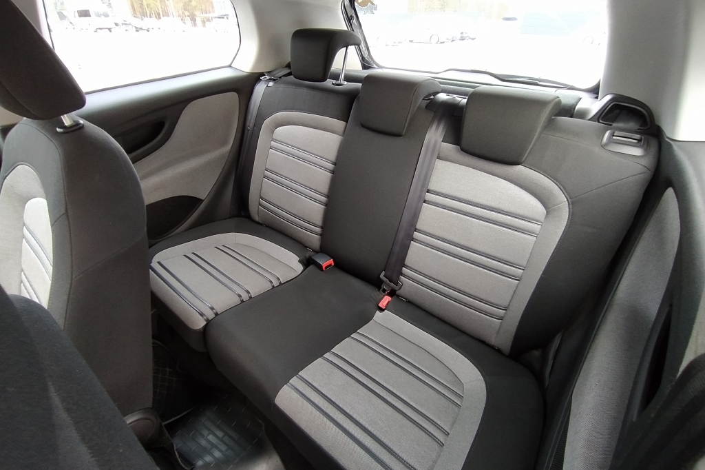 Fiat Punto фото 14