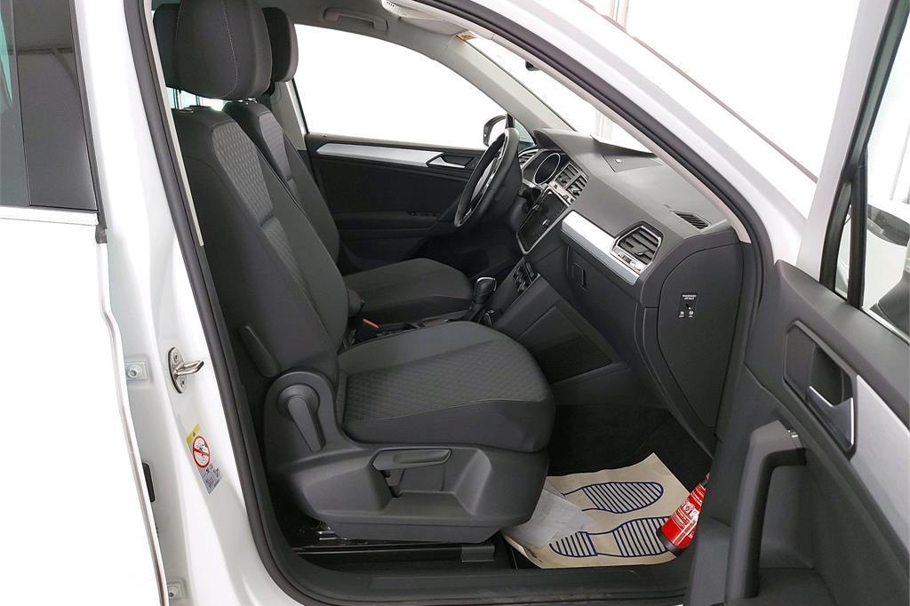 Volkswagen Tiguan 2019 photo 2