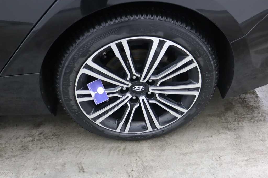 Hyundai i40 2017 photo 18