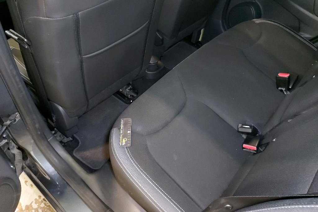 Renault Clio Grandtour 2016 фото 28