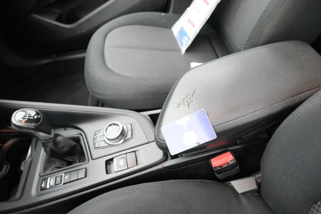 BMW X1 2017 фото 16