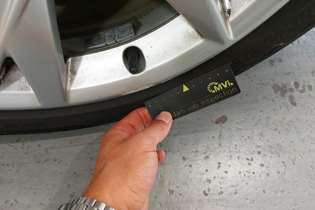 Audi A4 Avant 2016 фото 9