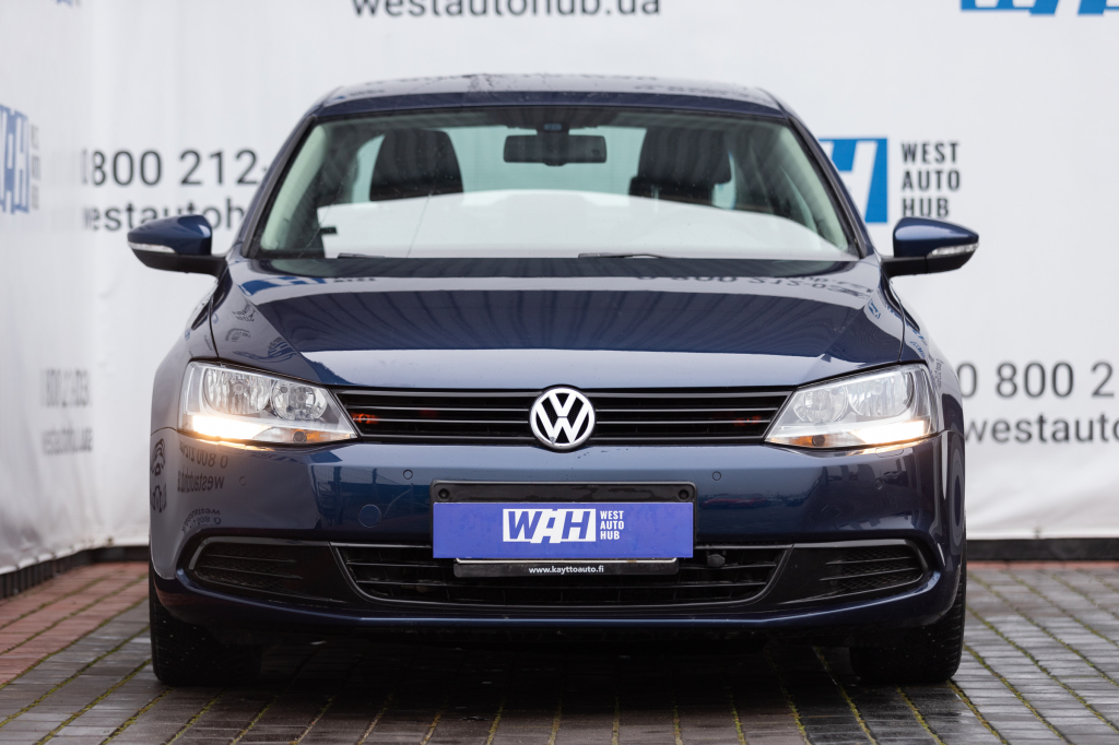 Volkswagen Jetta photo 1