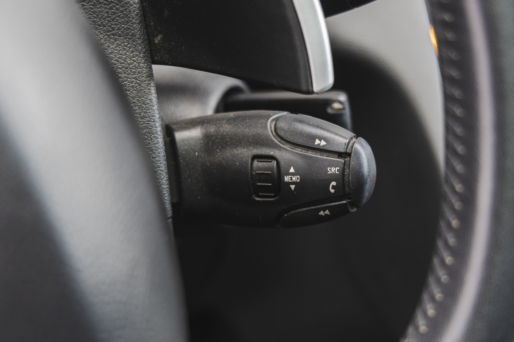 Peugeot 5008 2012 photo 24