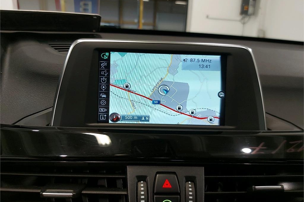 BMW X1 2016 фото 6