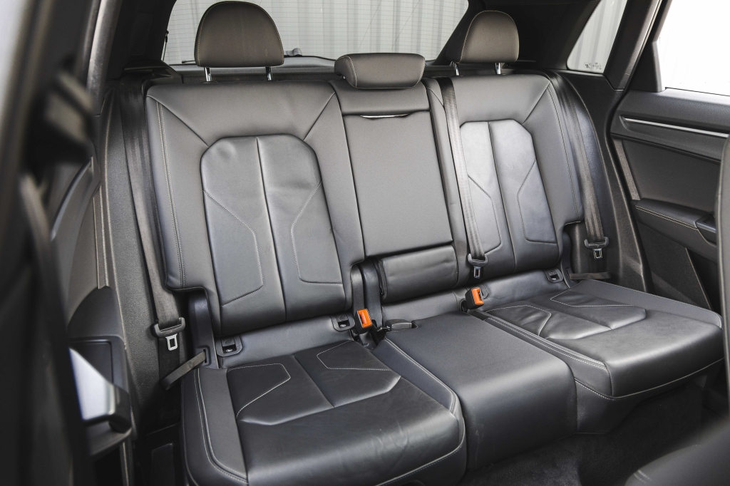 Audi Q3 S-Line 2020 photo 35