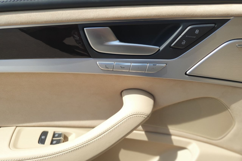Audi A8 Long Security VR9 Quttro 2015 photo 13