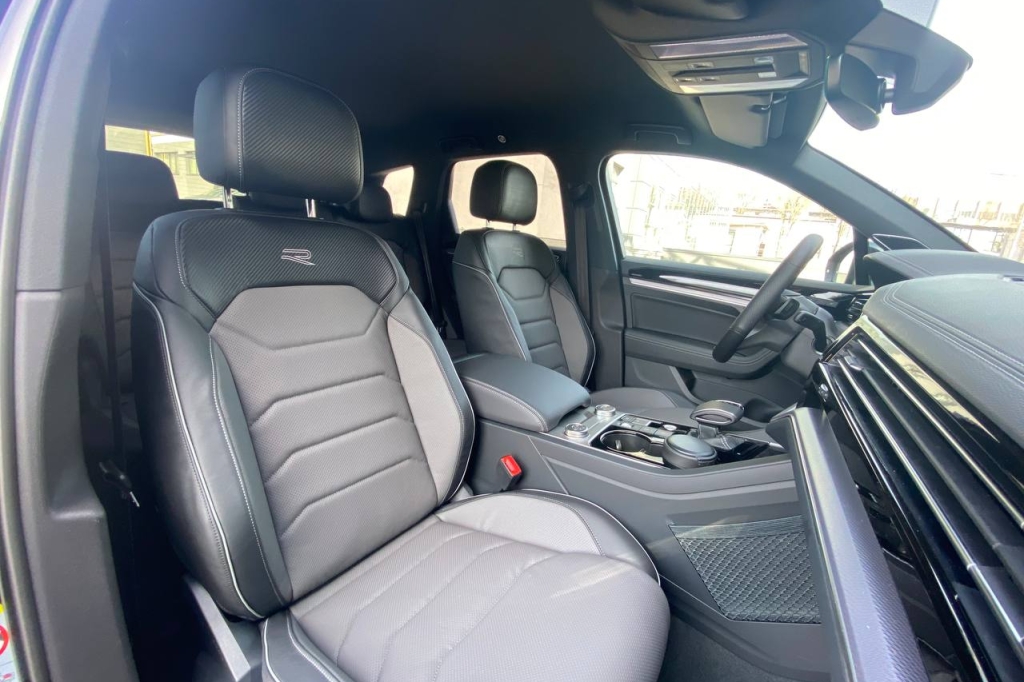 Volkswagen Touareg PLATINUM 2022 photo 12