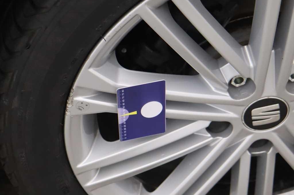 SEAT Leon 2017 фото 16