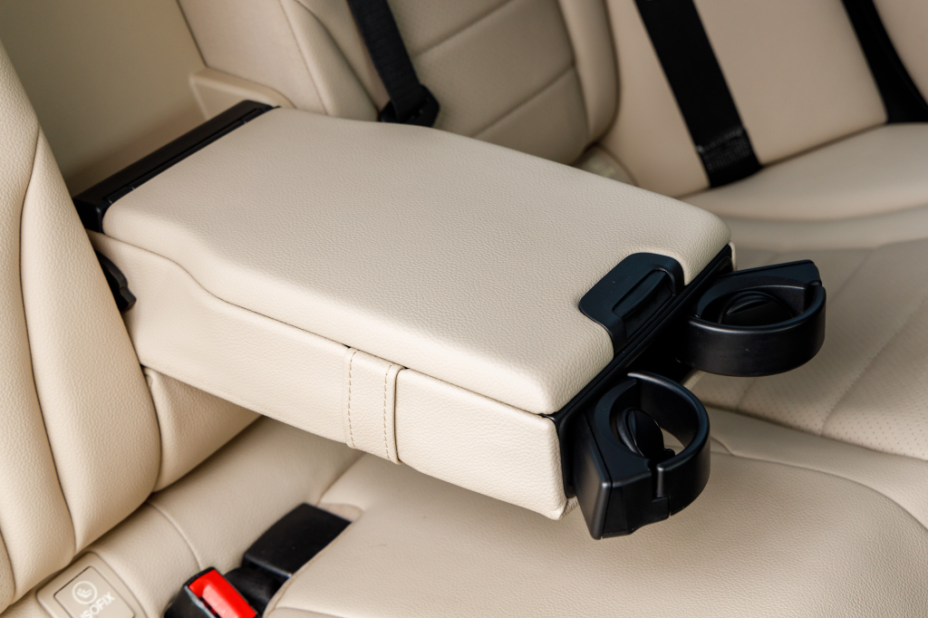 Mercedes-Benz C 300 2014 photo 12