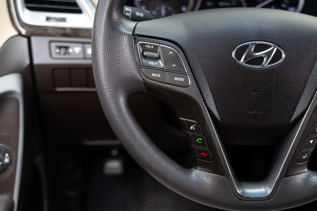 Hyundai Santa FE Sport 2017 photo 16