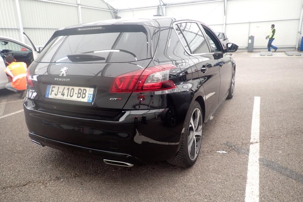 Peugeot 308 GT 2019 фото 8