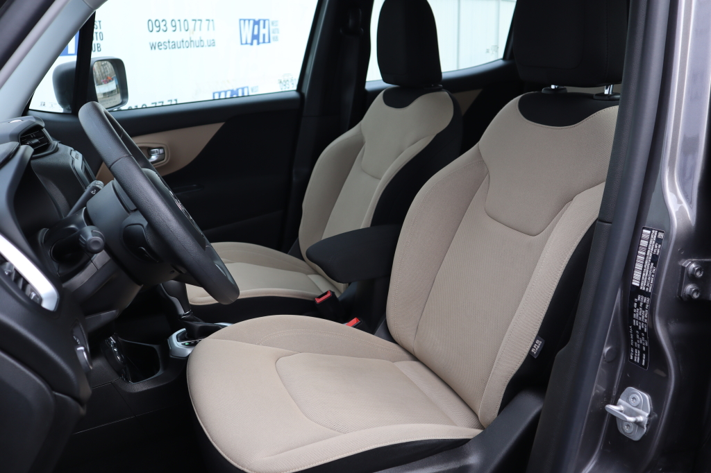 Jeep Renegade Sport 4x4 photo 18