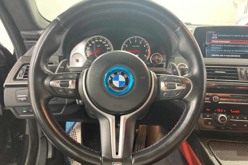 BMW M6 2016 фото 2