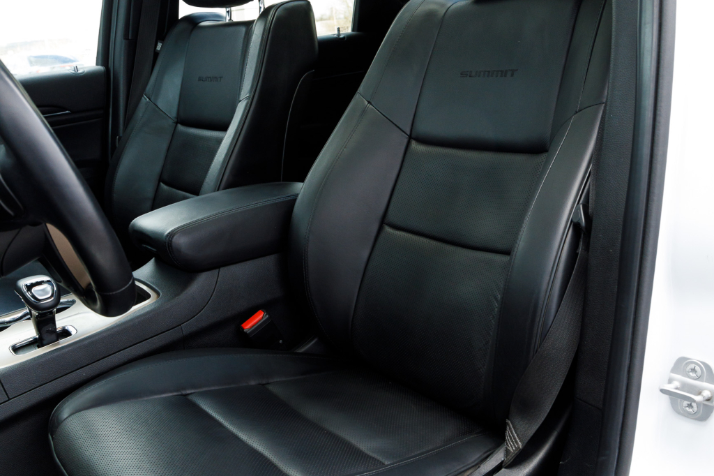 Jeep Grand Cherokee  Summit 2014 фото 17