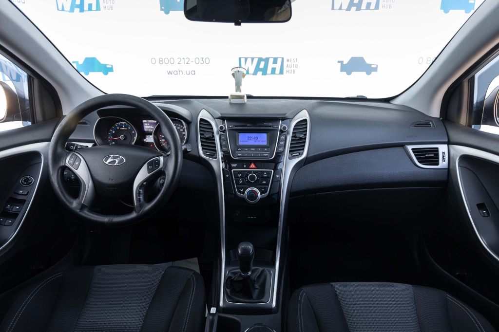 Hyundai i30 2013 photo 18