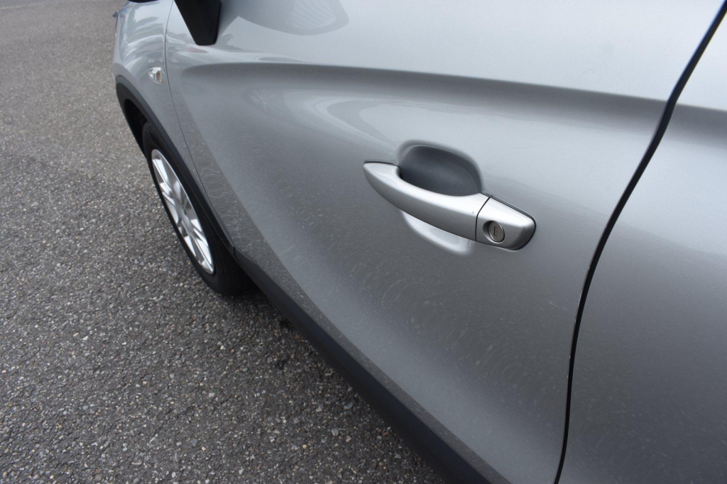 Opel Crossland X 2019 photo 18