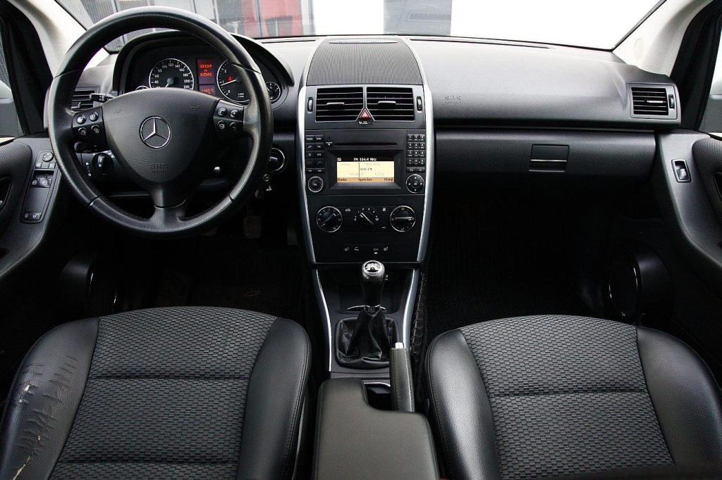 Mercedes-Benz A-Klasse 2009 photo 4
