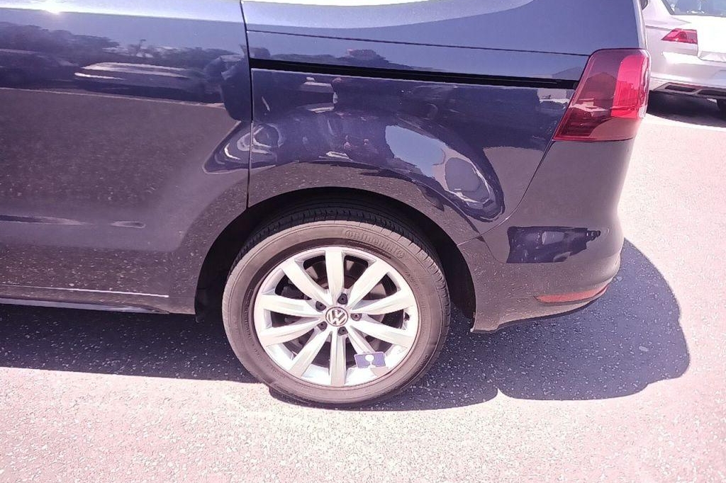 Volkswagen Sharan 2016 photo 22