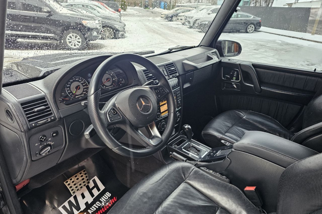 Mercedes-Benz G 55 AMG 2010 photo 8