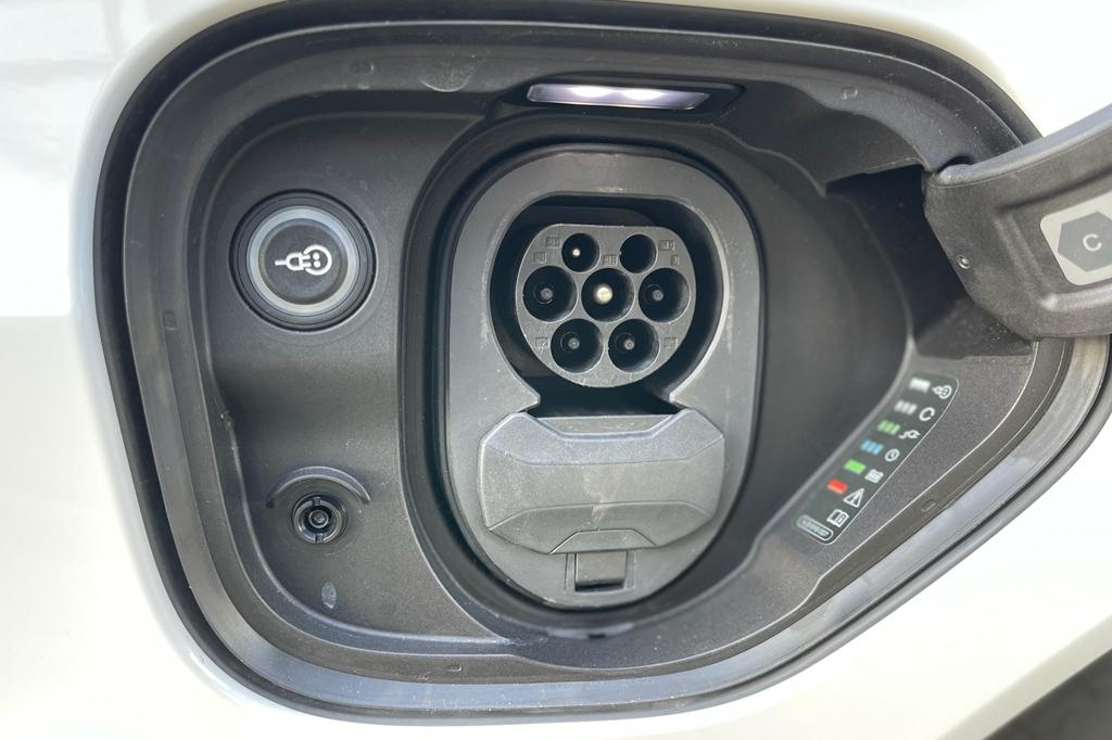 Audi e-tron GT 2021 фото 10