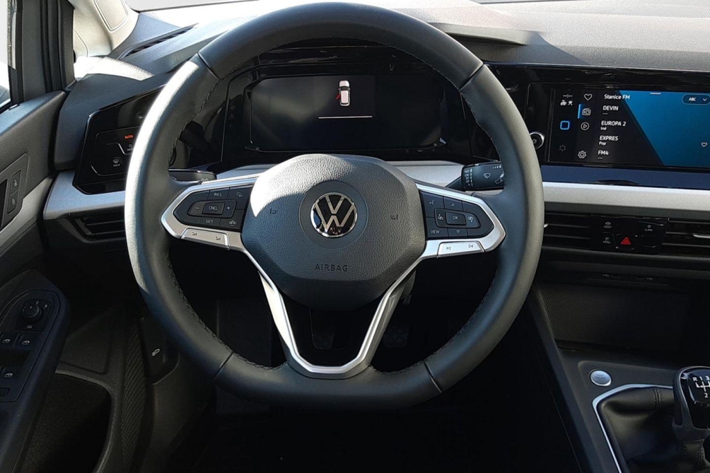 Volkswagen Golf 2021 photo 3