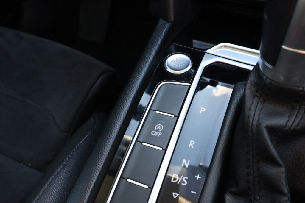 Volkswagen Passat B8 Highline photo 17