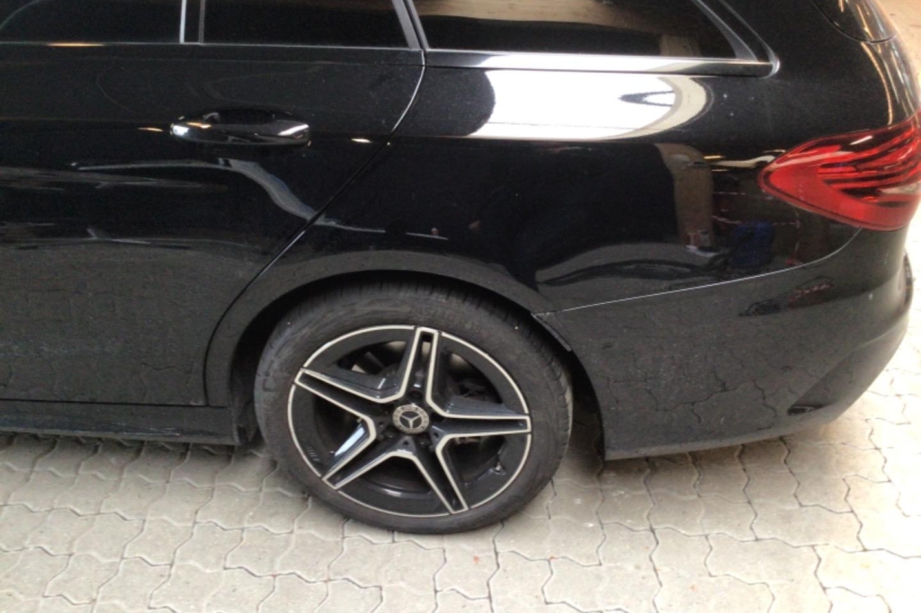 Mercedes-AMG C-Klasse 2021 photo 8