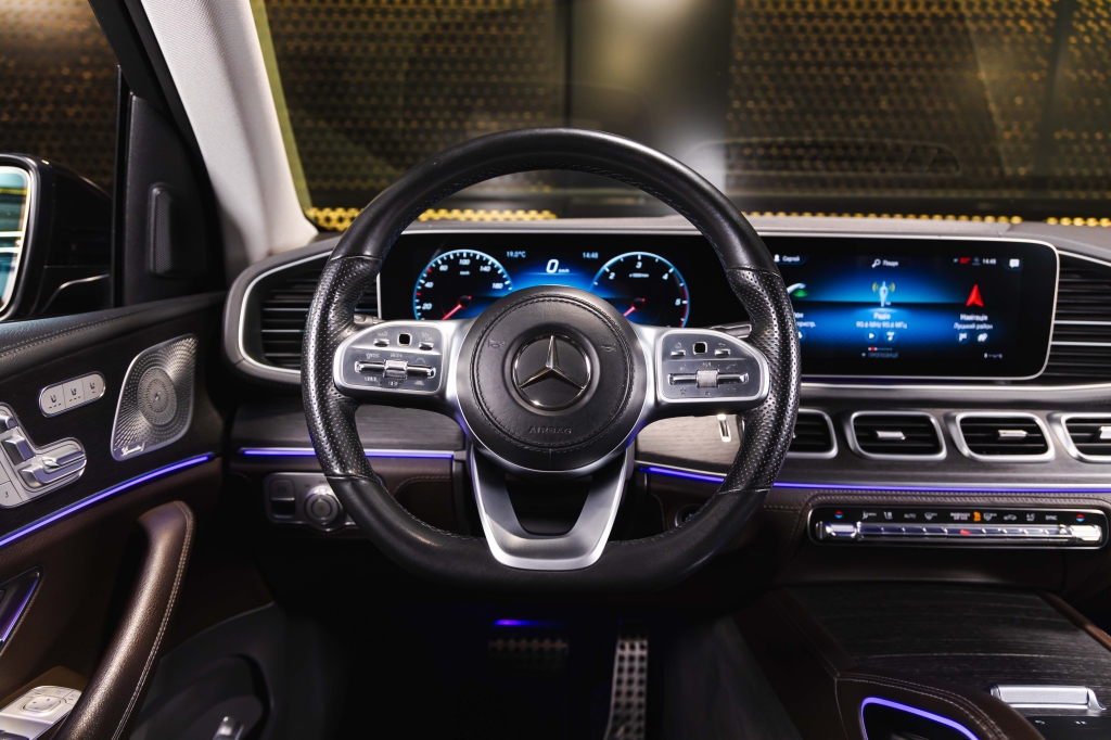 Mercedes-Benz GLS-Class 400d 2020 photo 22