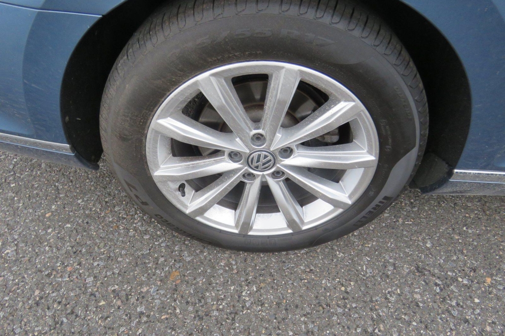 Volkswagen Passat Variant 2017 фото 4