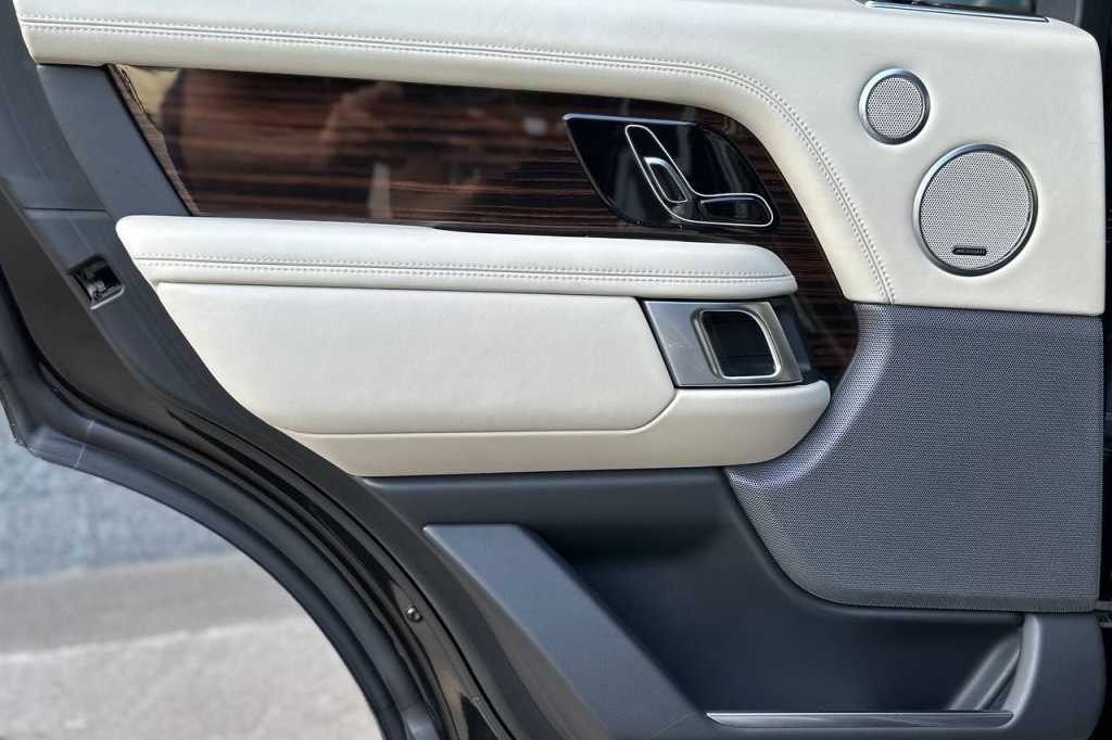 Land Rover Range Rover Autobiography 2018 фото 15