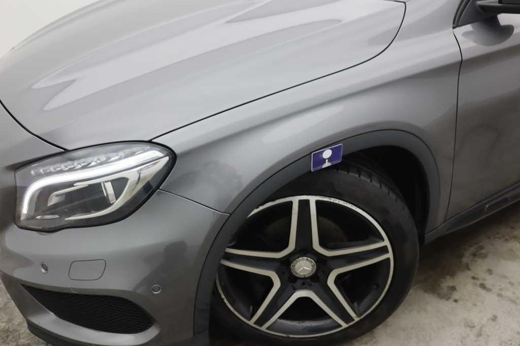 Mercedes-AMG GLA-Class 2016 photo 33