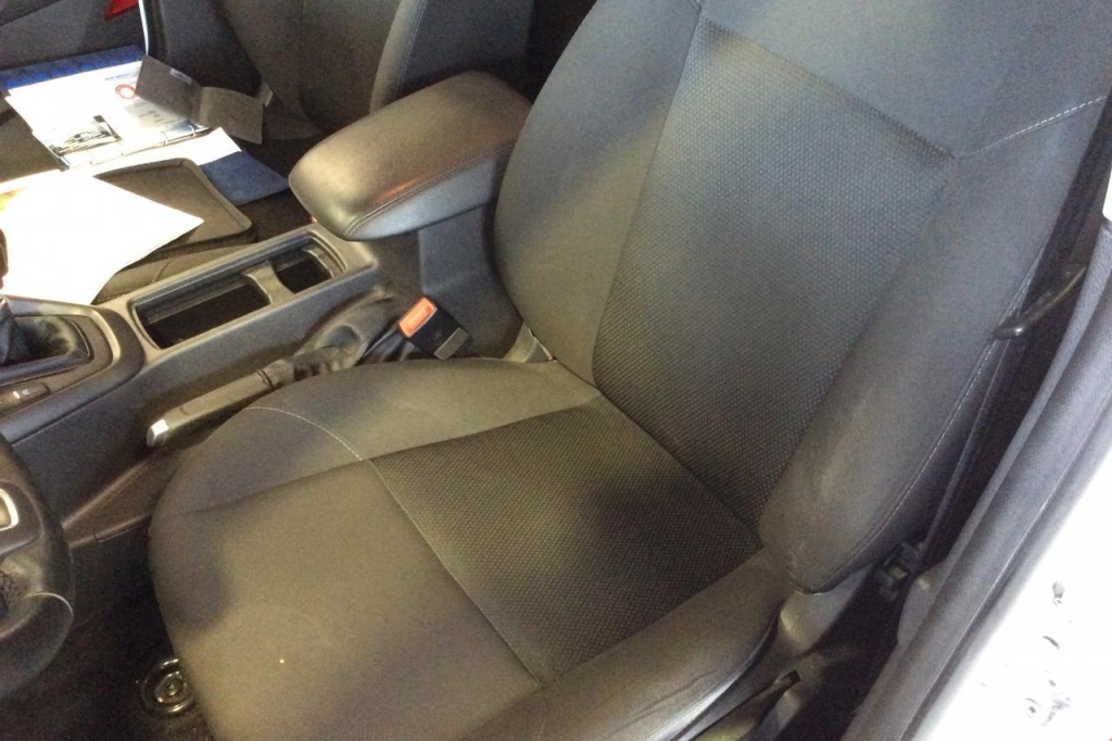 Ford Focus Tunier 2018 фото 12