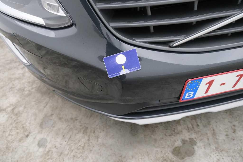 Volvo XC60 2018 фото 40