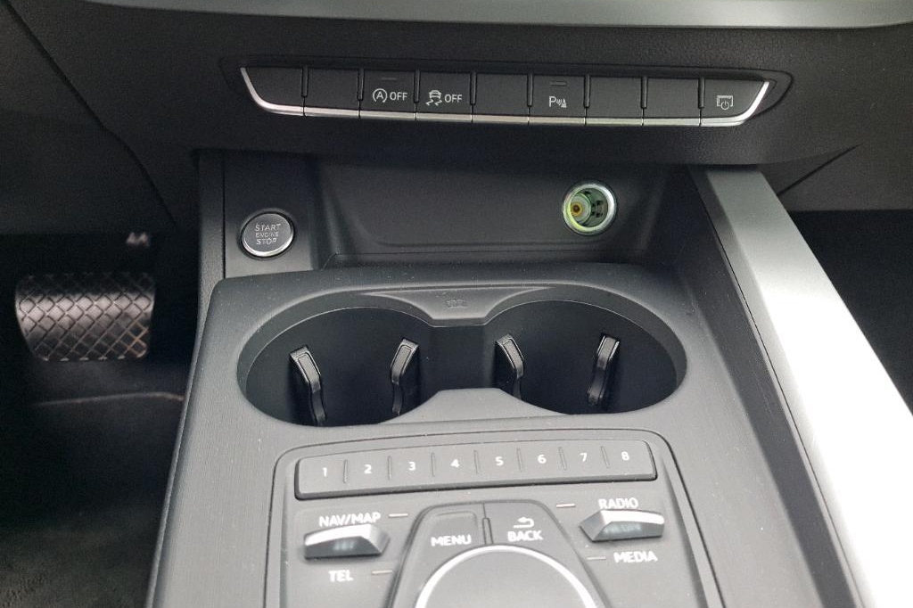 Audi A4 Avant 2017 photo 38