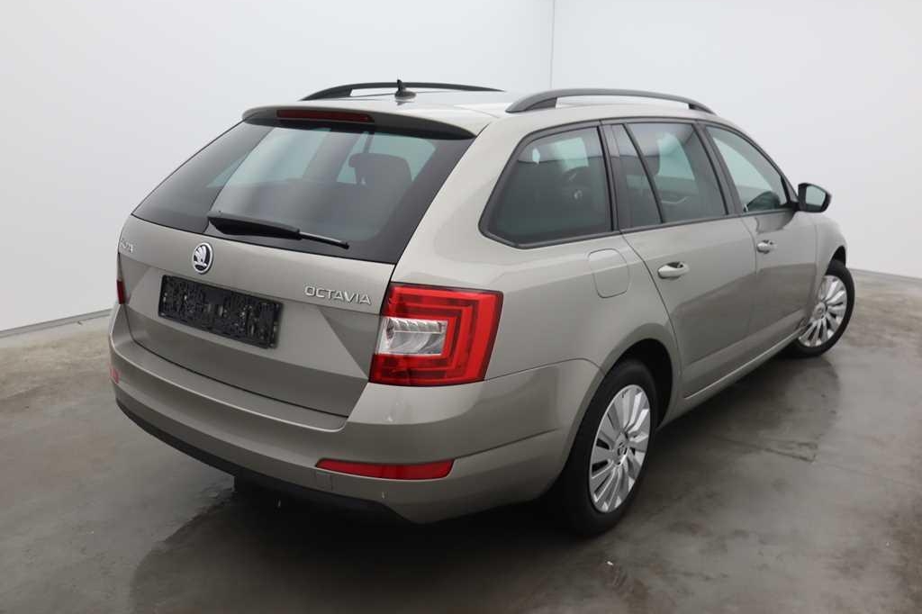 Skoda Octavia Combi 2016 фото 5