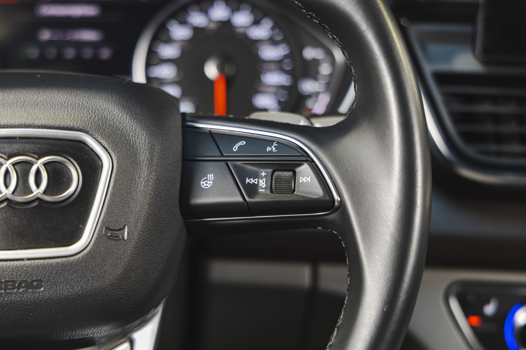 Audi Q5 2020 фото 24