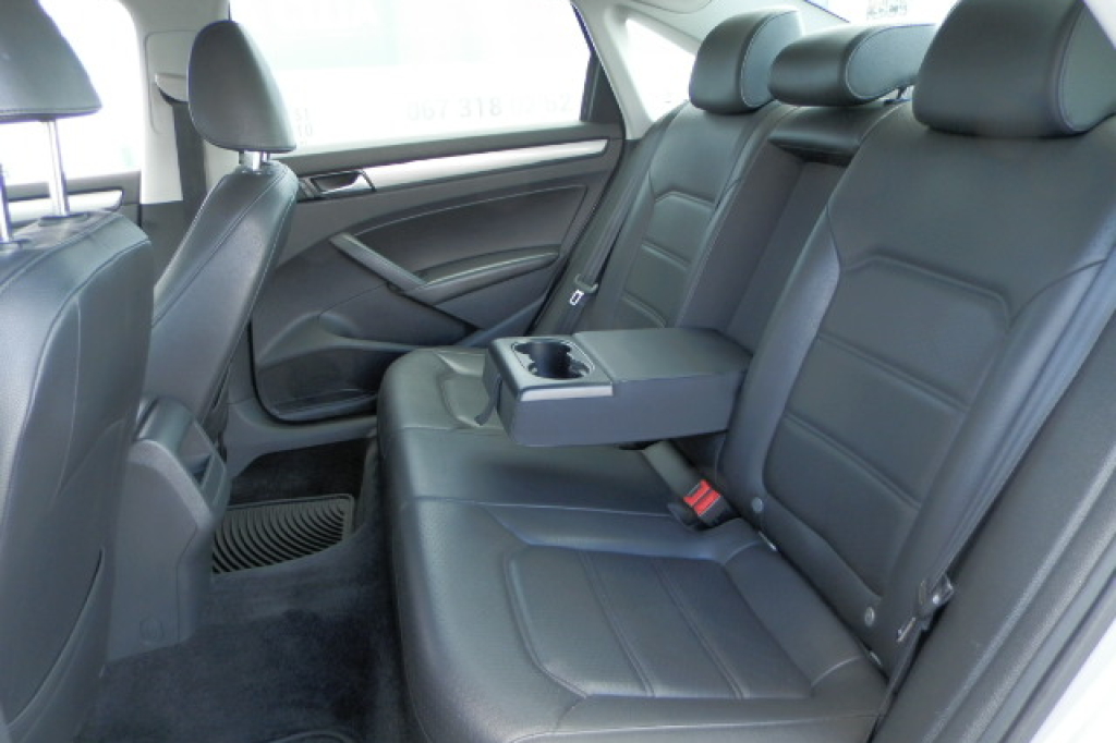Volkswagen Passat B7 2013 фото 14