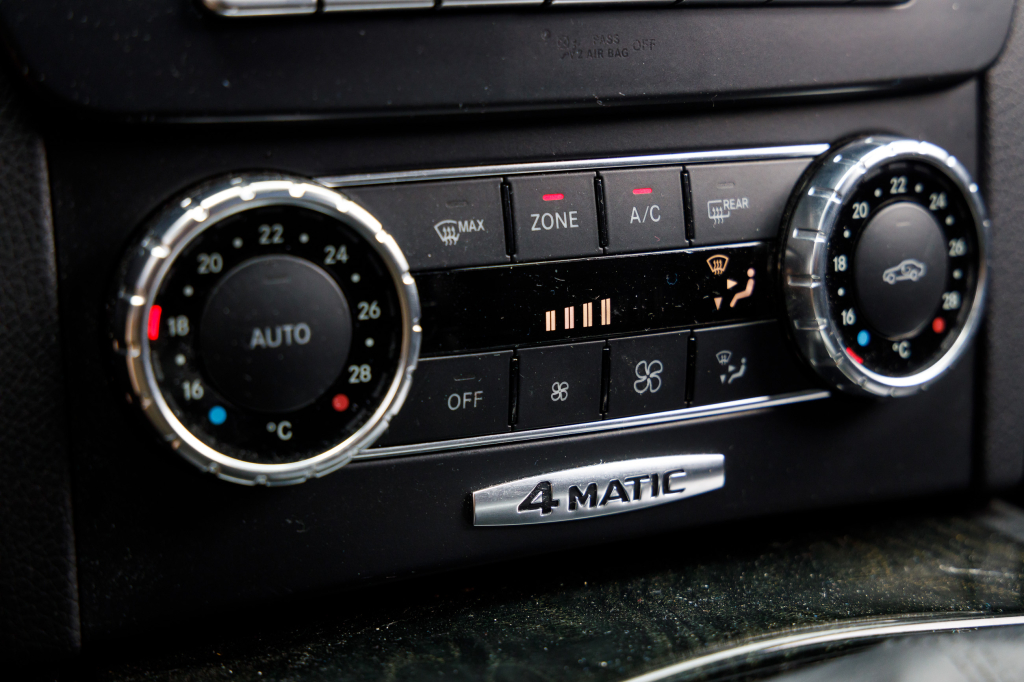 Mercedes-Benz C 250 AMG-Line 2011 photo 22