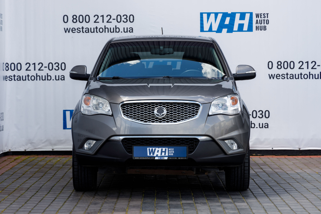 SsangYong Korando G20D 2012 photo 1