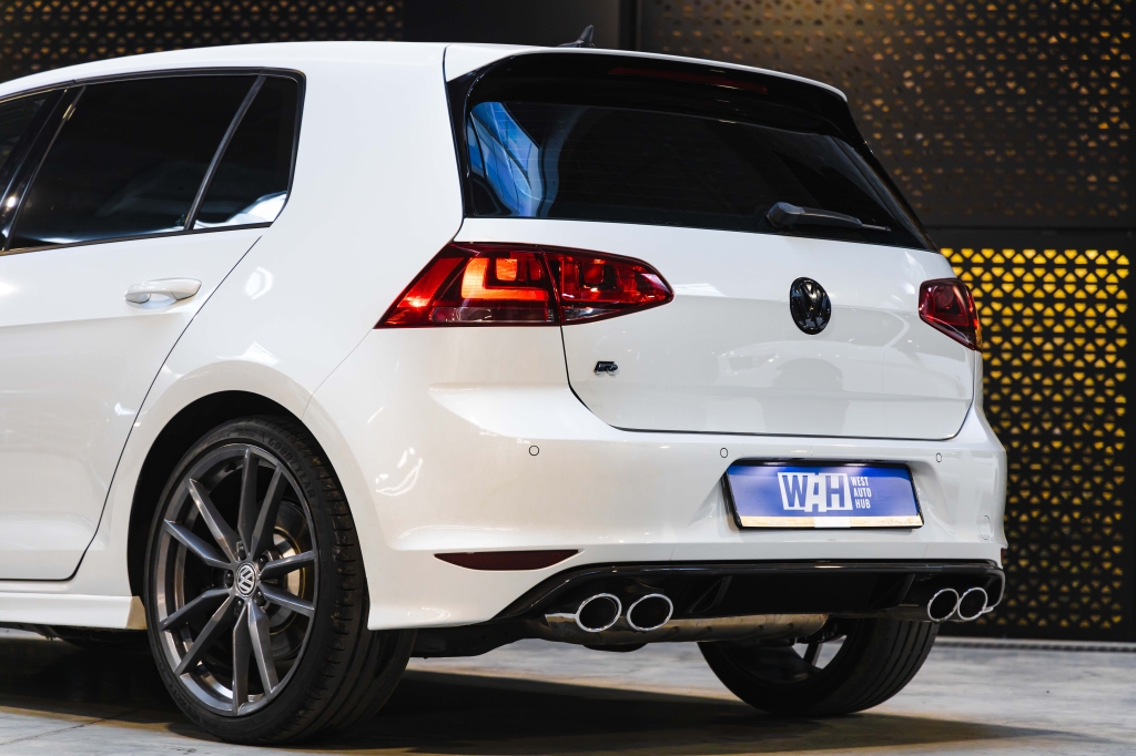 Volkswagen Golf R 2017 фото 13