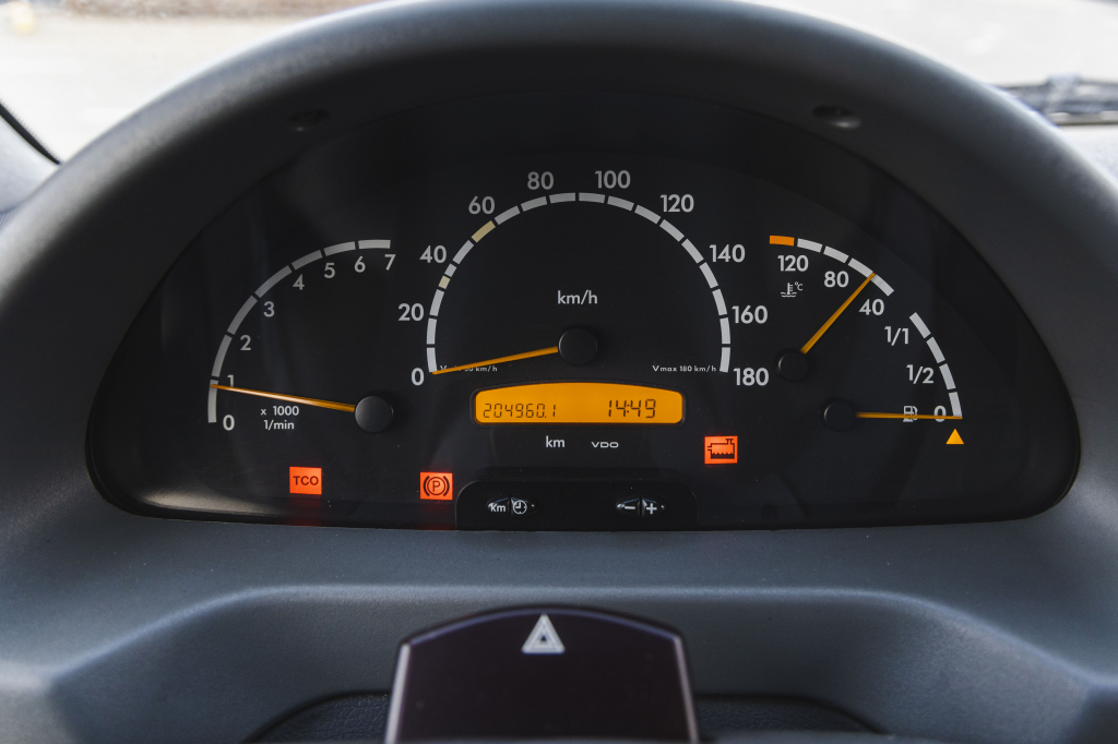 Mercedes-Benz Sprinter 2004 фото 17