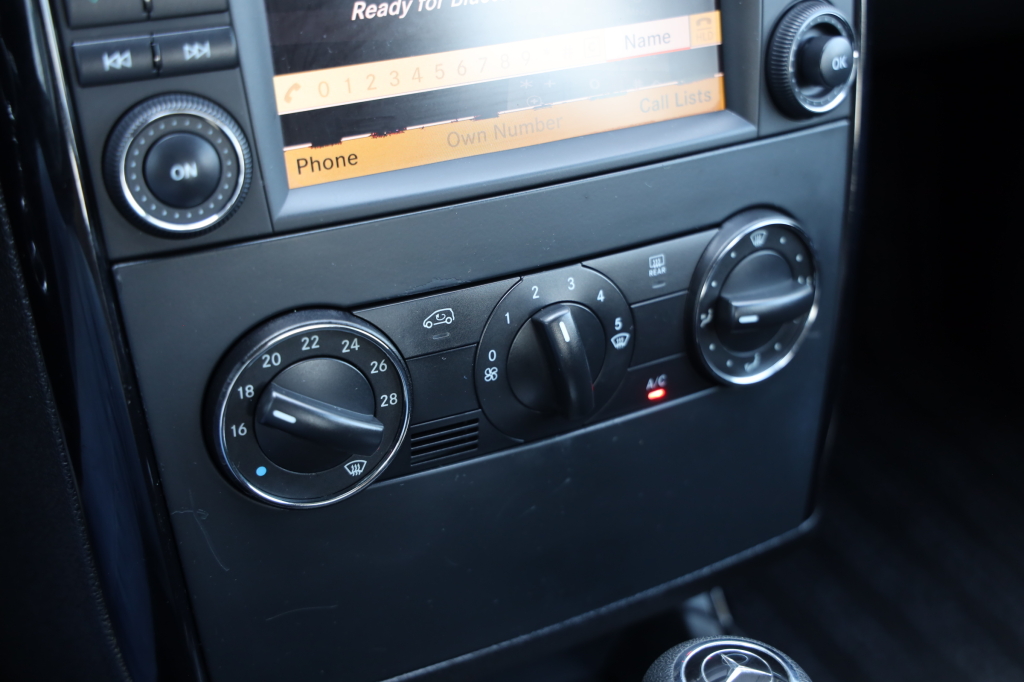 Mercedes-Benz A-Class A180 W169 2011 photo 32